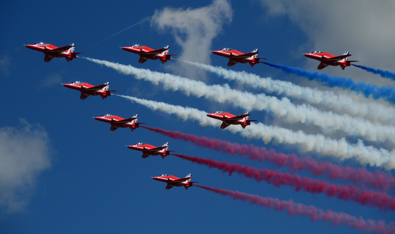 red arrow planes in formation